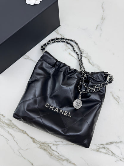 CHANEL 22Bag 黑銀 Small