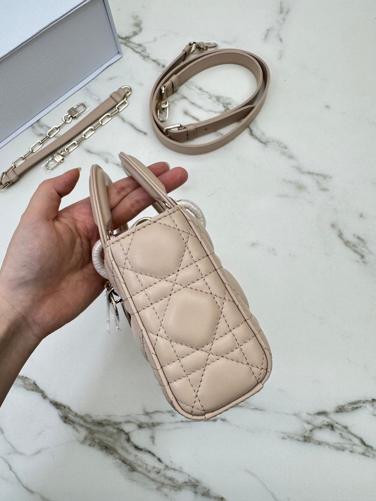 DIOR D-Joy Small 胭脂米 Powder Beige￼