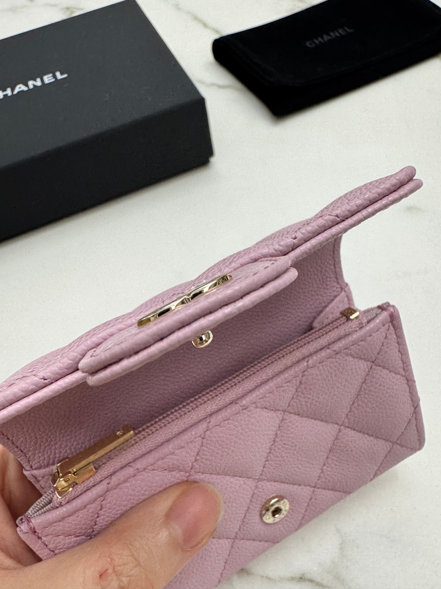 CHANEL 24A粉紫 新版拉鏈 CF Cardholder