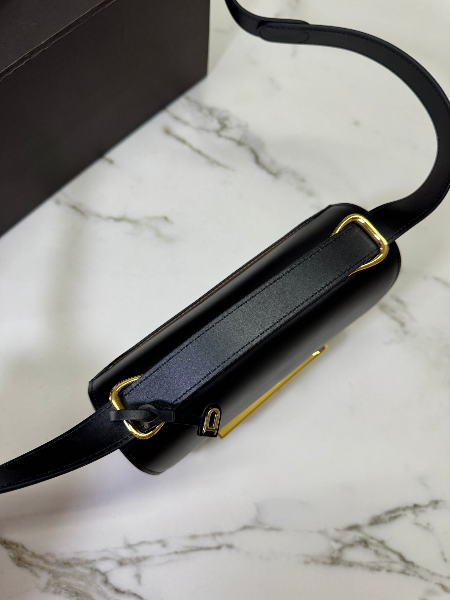 DELVAUX Lingot Shinny Calfskin