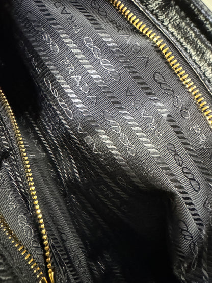 PRADA Soft Lux 中號 黑色