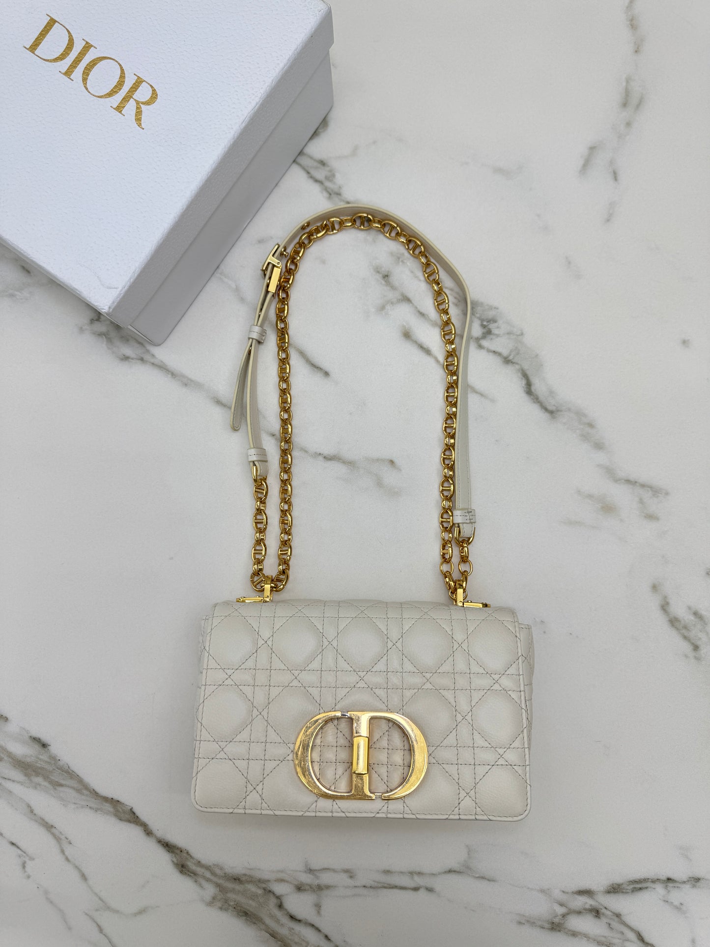 DIOR Caro Small 白色