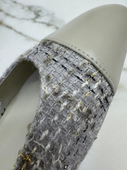 CHANEL 25B 灰白色金絲線Tweed Slingback