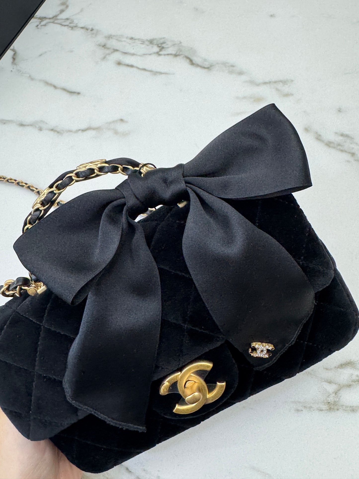 CHANEL 25K 蝴蝶結絲絨 Mini CF Top Handle