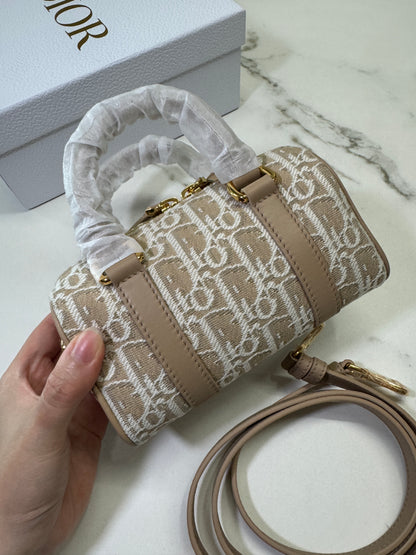 DIOR Groove Mini 奶茶色老花