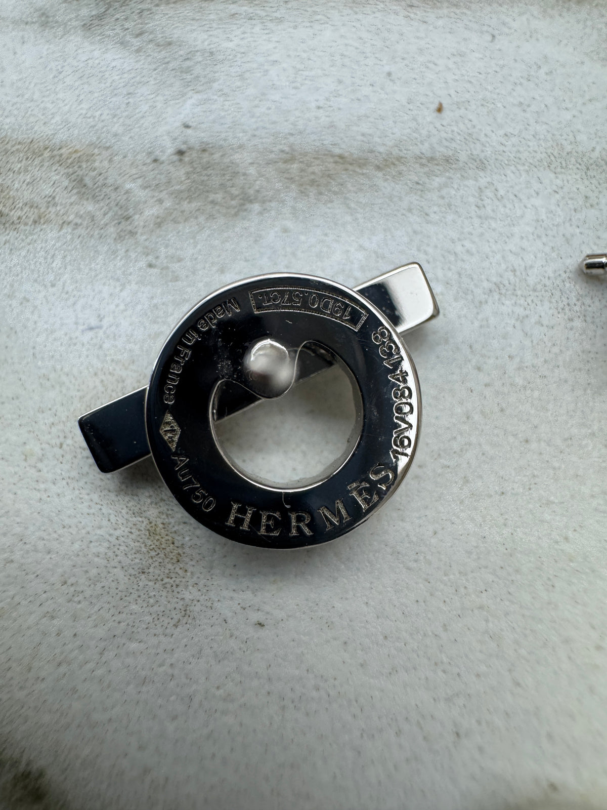 HERMES Finesse Earrings