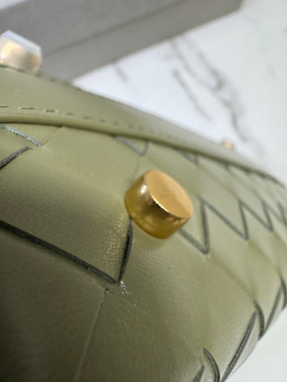 BV Wallace Travertine 洞石綠