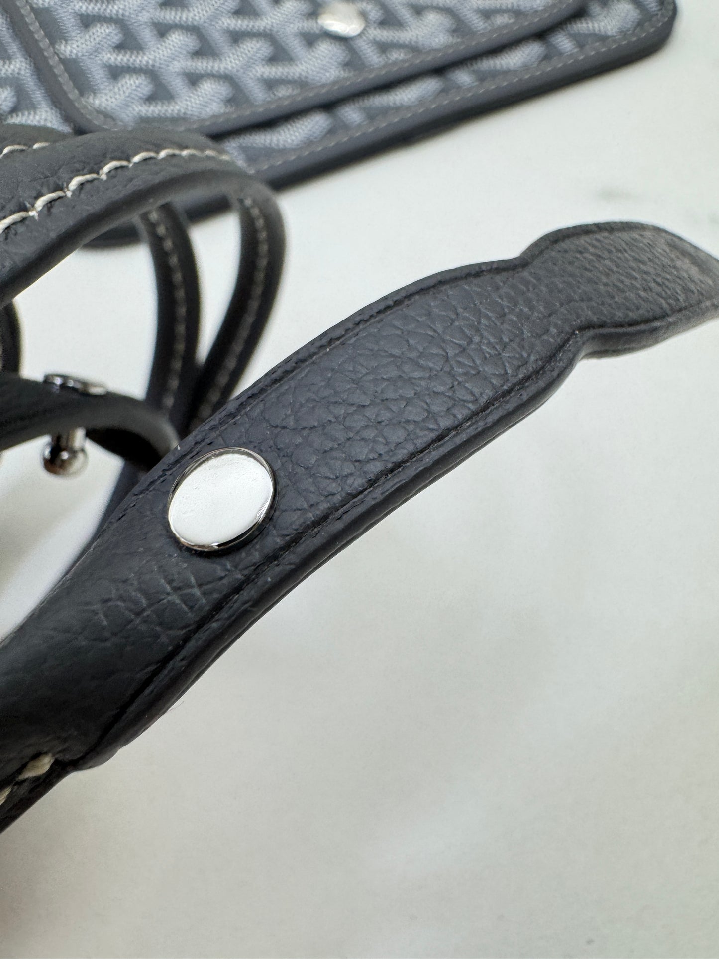 GOYARD Plumet 灰色