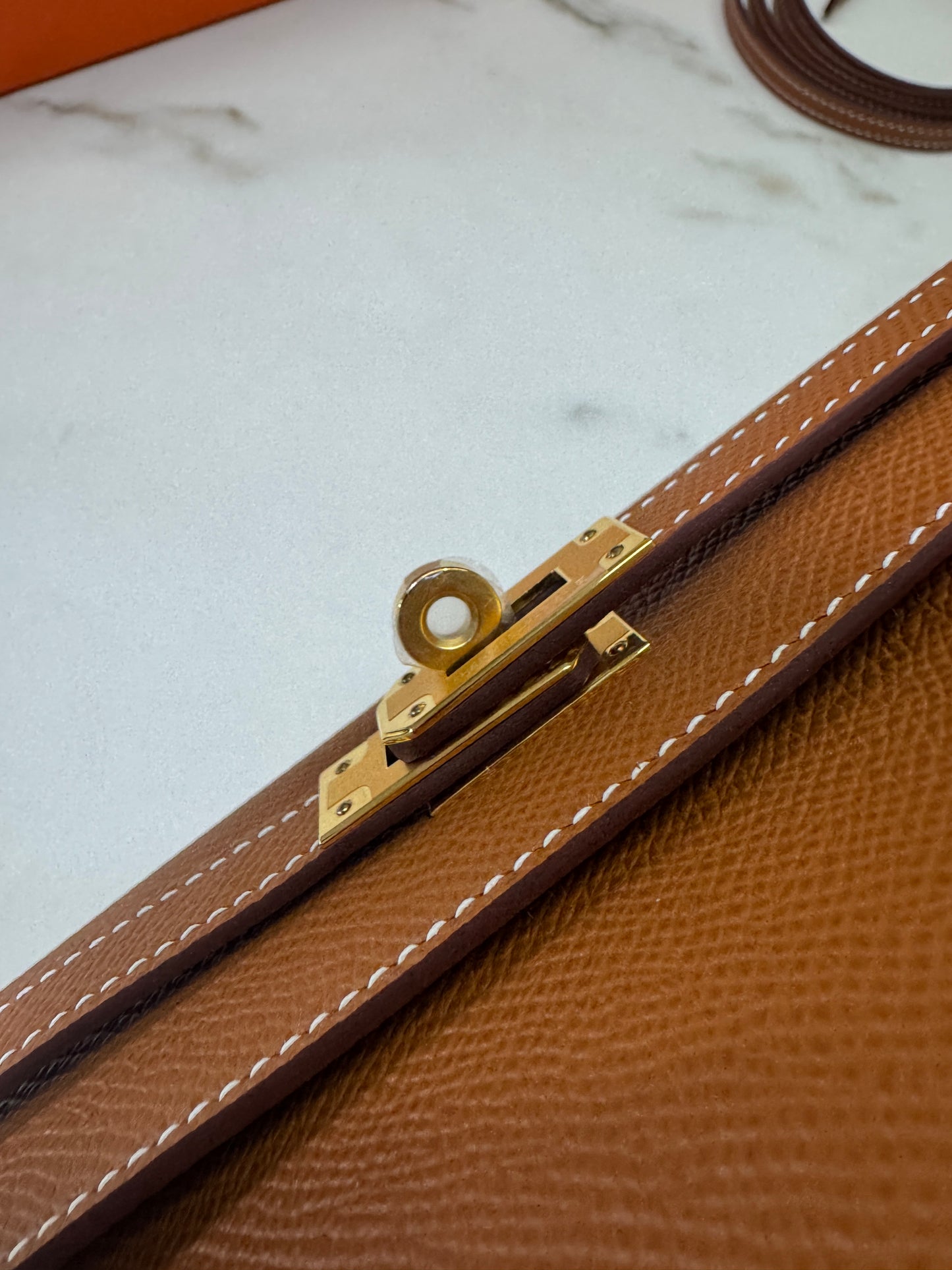 HERMES Kelly to-go 金棕色金扣 Epsom Gold GHW