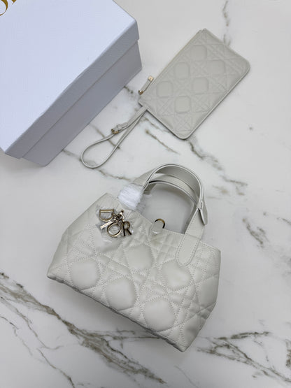 DIOR Toujours Small 白色