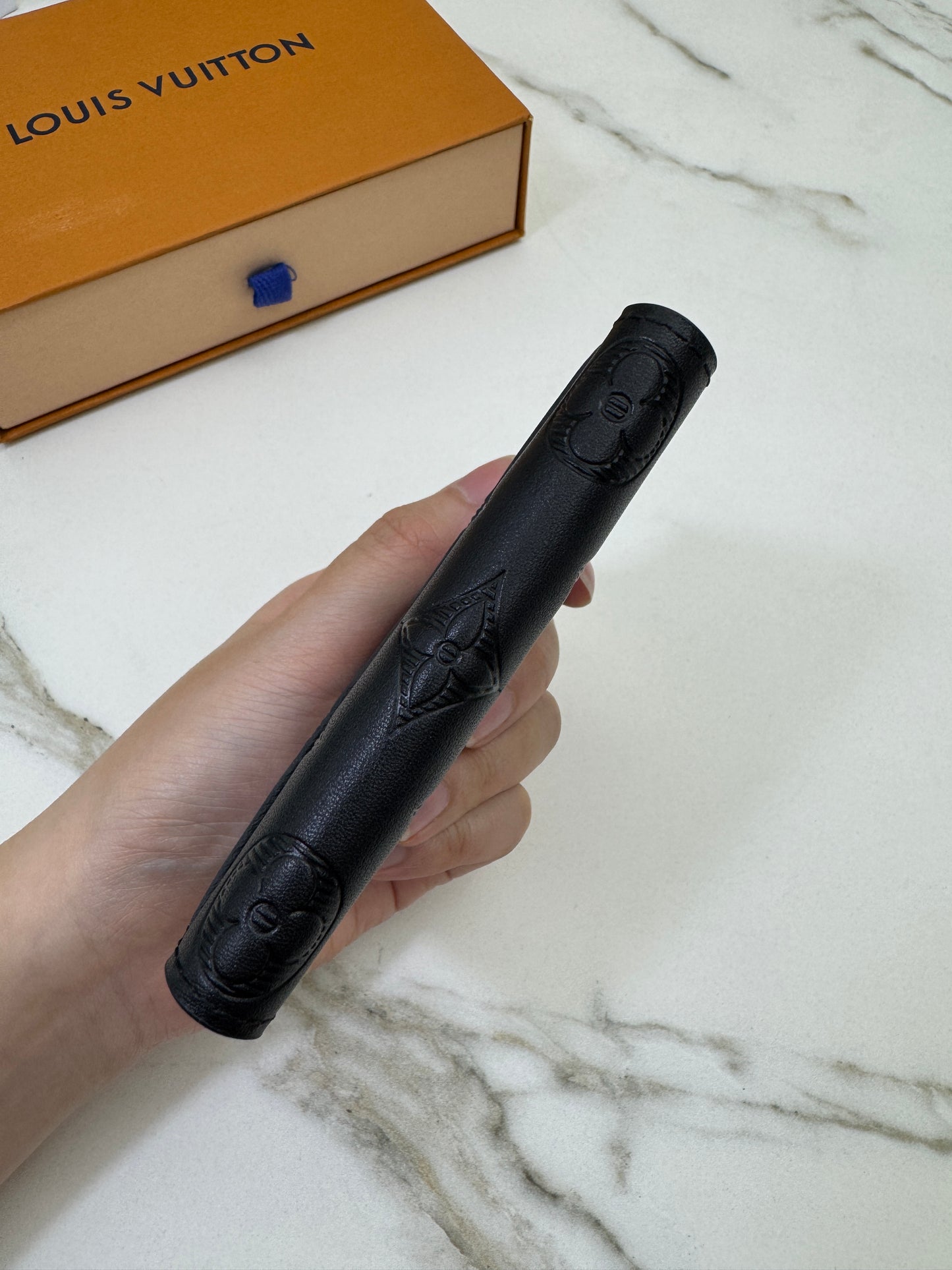 LV Pocket Organizer 黑色滑皮款Monogram Shadow