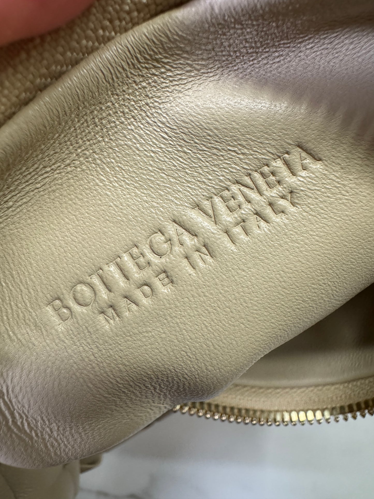 BV Mini Jodie 燕麥色 Porridge