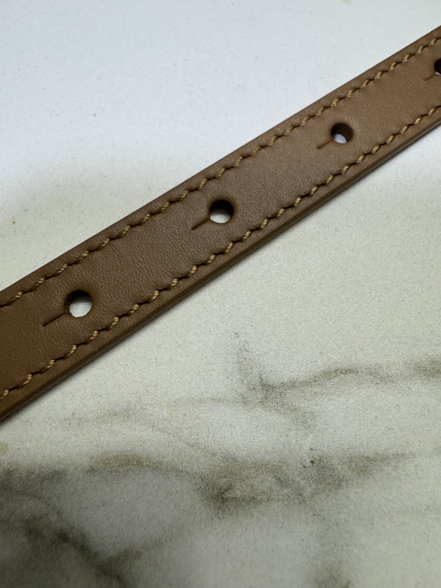 LOEWE 皮帶 卡其色金扣 Pebble Belt