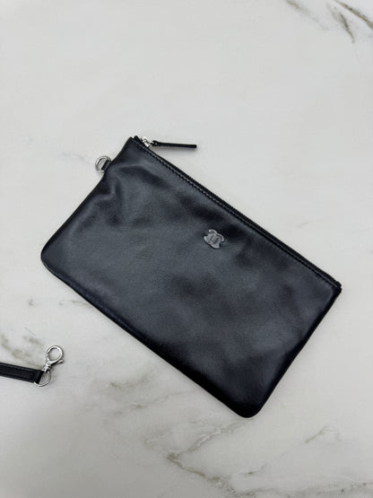 CHANEL 22Bag So Black Small