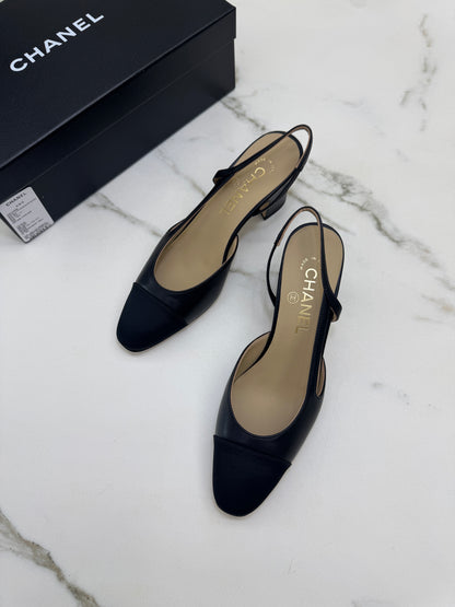 CHANEL Slingback 黑色羊皮