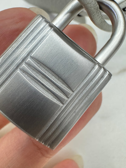 HERMES Birkin 30 SO 珍珠灰拼奶昔白山羊皮 拉絲銀扣 Chevre Mysore Gris Pearl x Craie