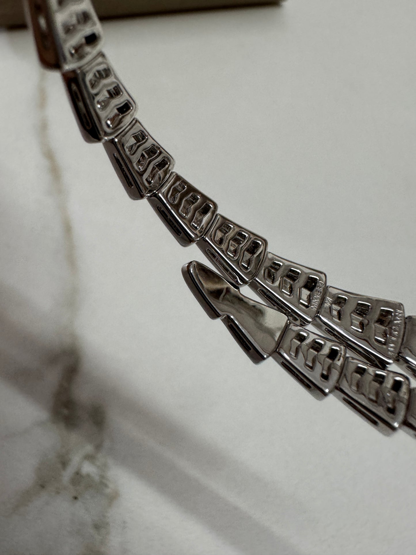 BVLGARI Serpenti 滿鑽手鐲 白金色