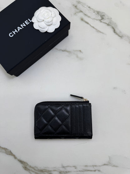 CHANEL L型拉鏈卡包 雕刻菱格扣