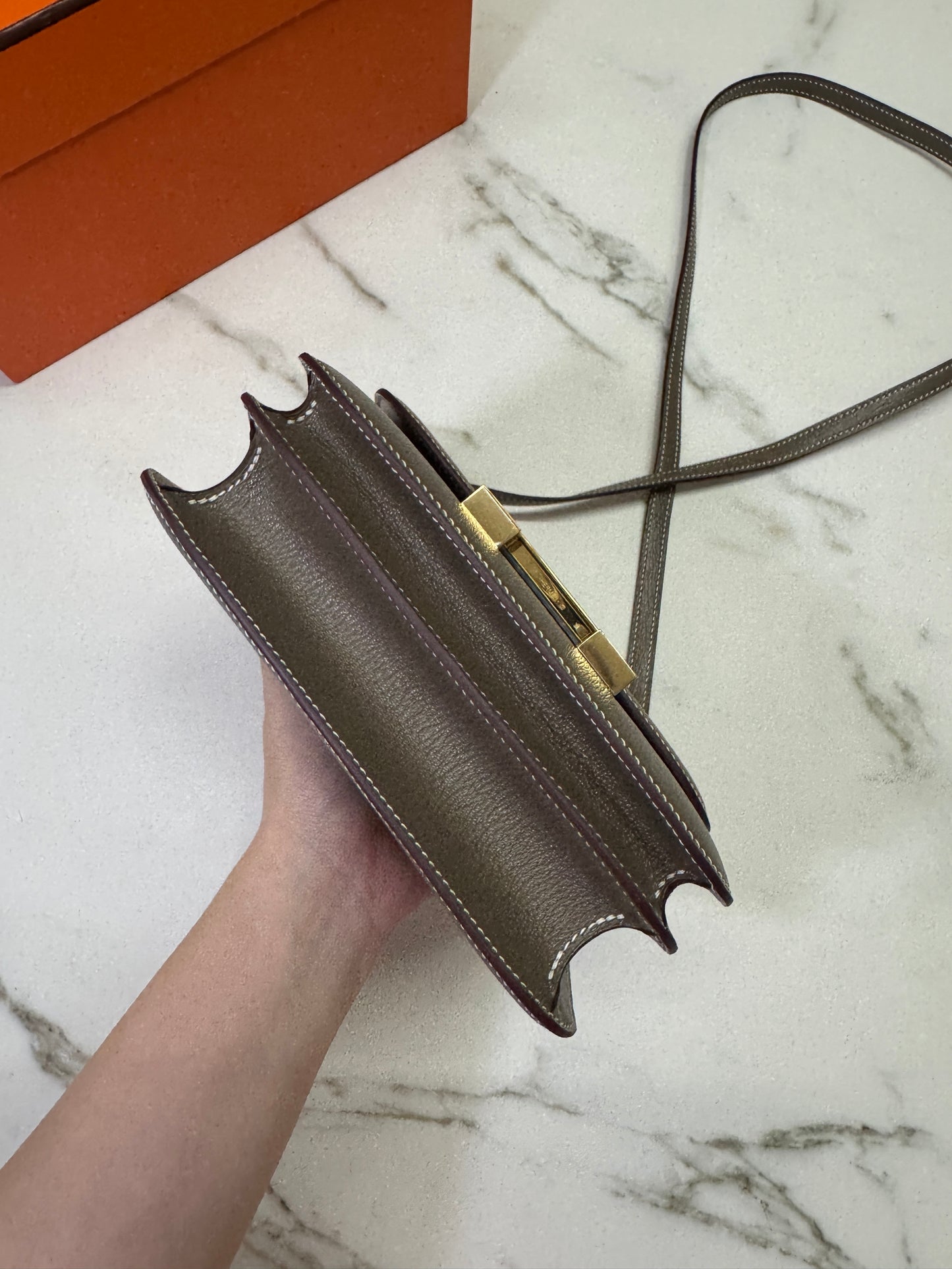 HERMES Mini Constance 大象灰山羊皮 金扣 Etoupe GHW