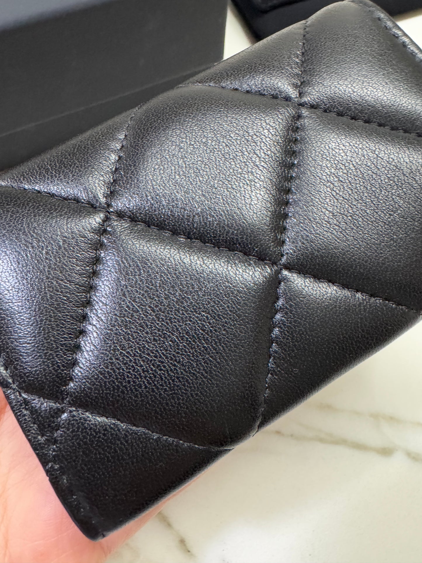 CHANEL 19 Card Holder