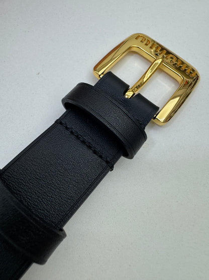 MIU MIU 鏤空扣皮帶