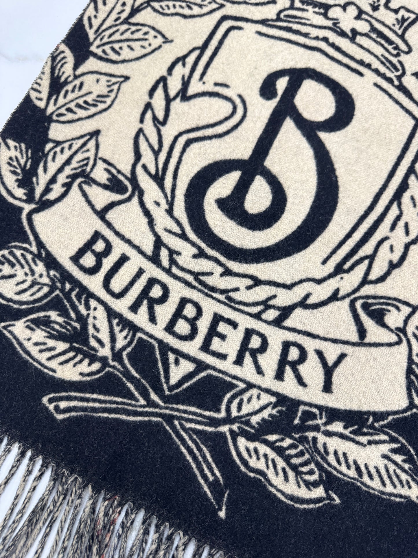 BURBERRY 雙面戰馬圍巾