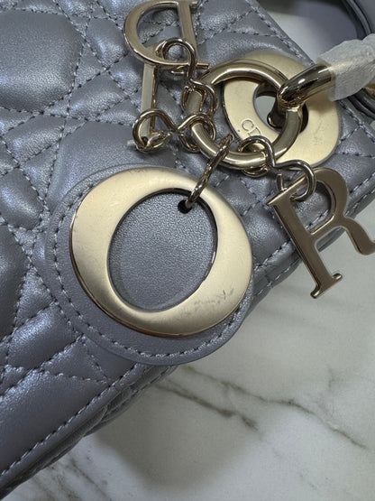 DIOR Lady Dior Mini 珠光灰