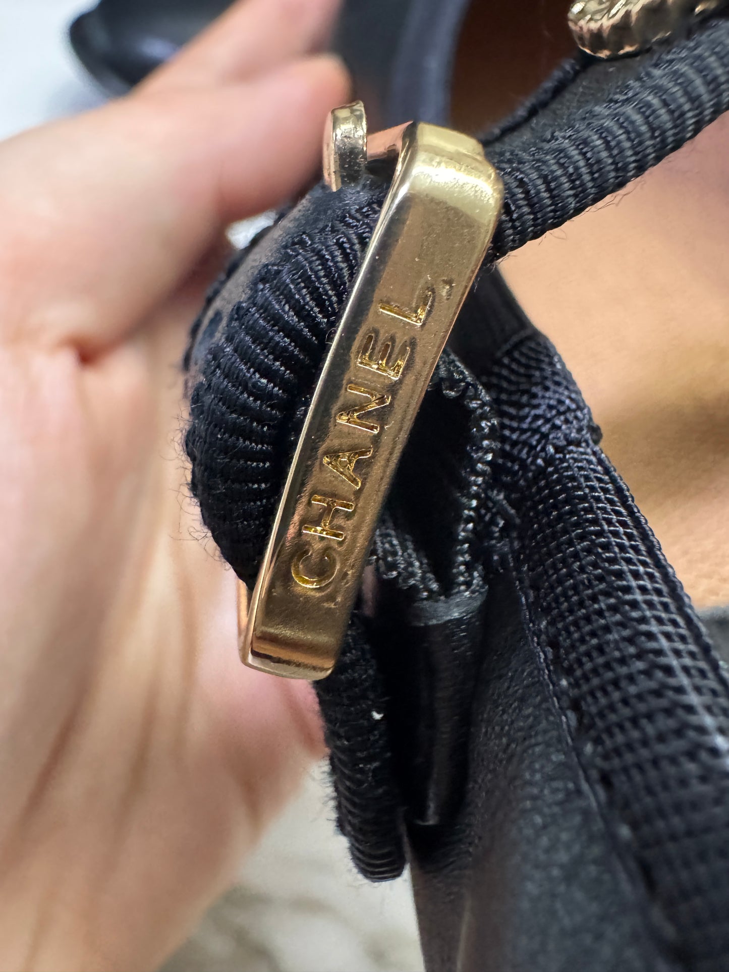 CHANEL 24A Mary Jane 平底小羊皮