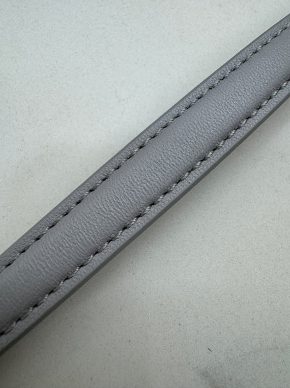 MIU MIU Wander Small 霧霾藍