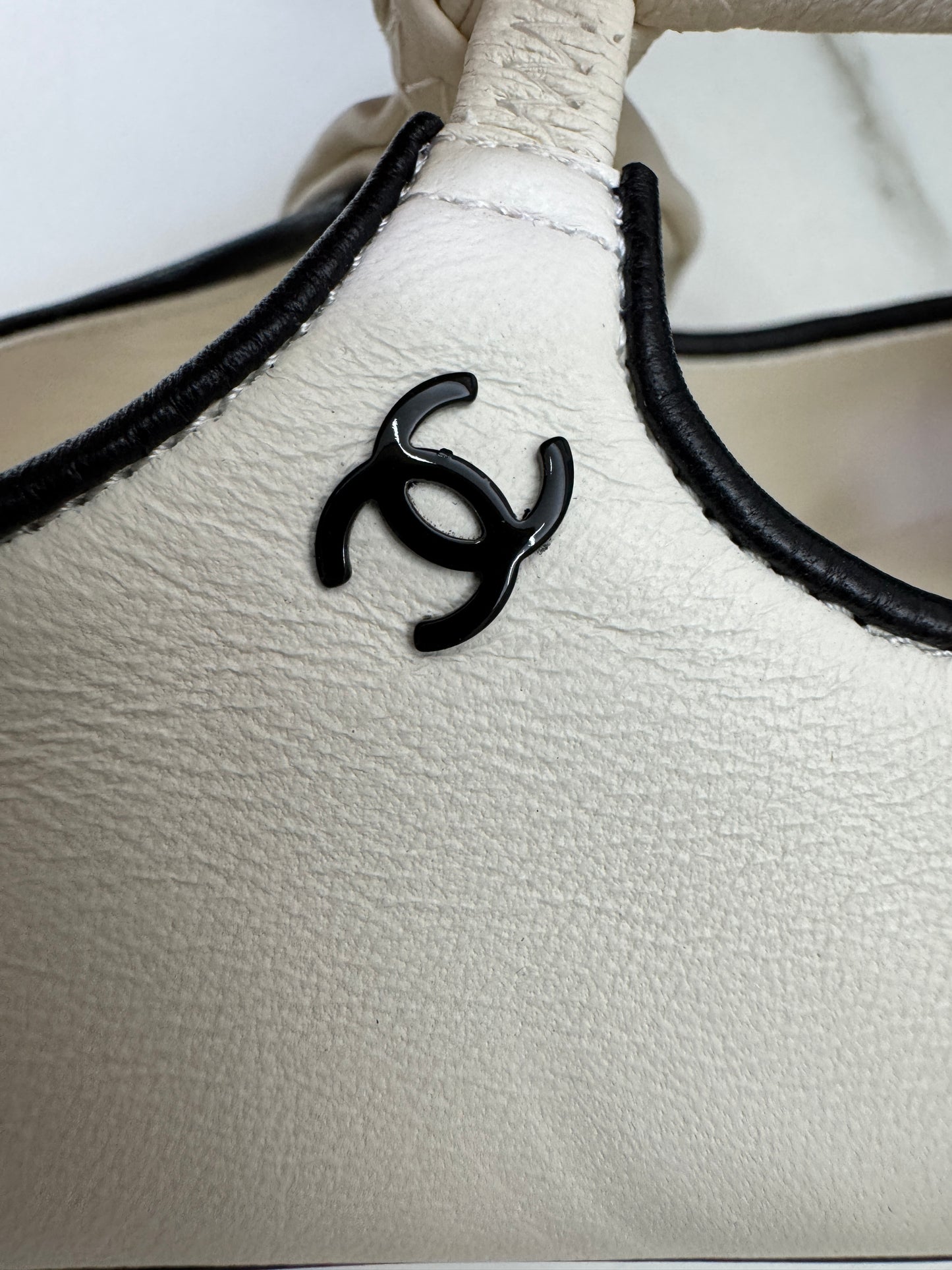 CHANEL 25C 蝴蝶結瑪麗珍