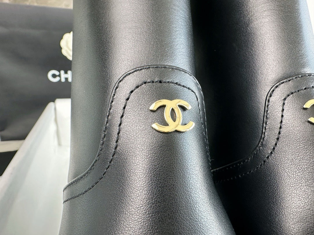 CHANEL 復古小方頭 騎士靴 23S Jennie同款￼￼