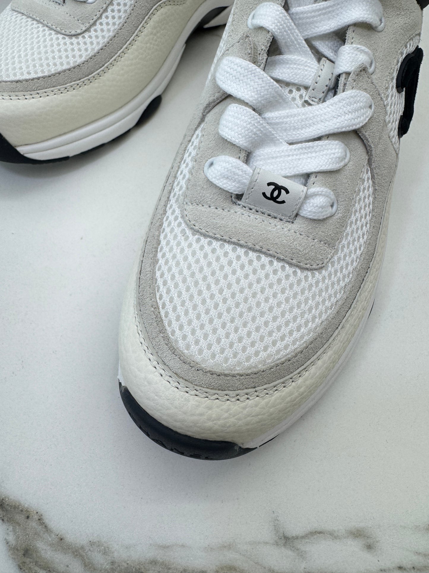 CHANEL 熊貓運動鞋