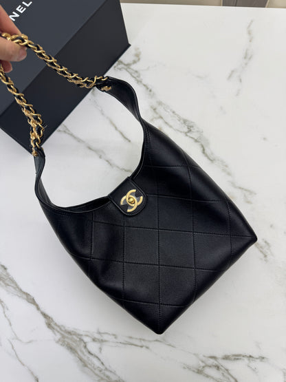 CHANEL 25P Hobo Small