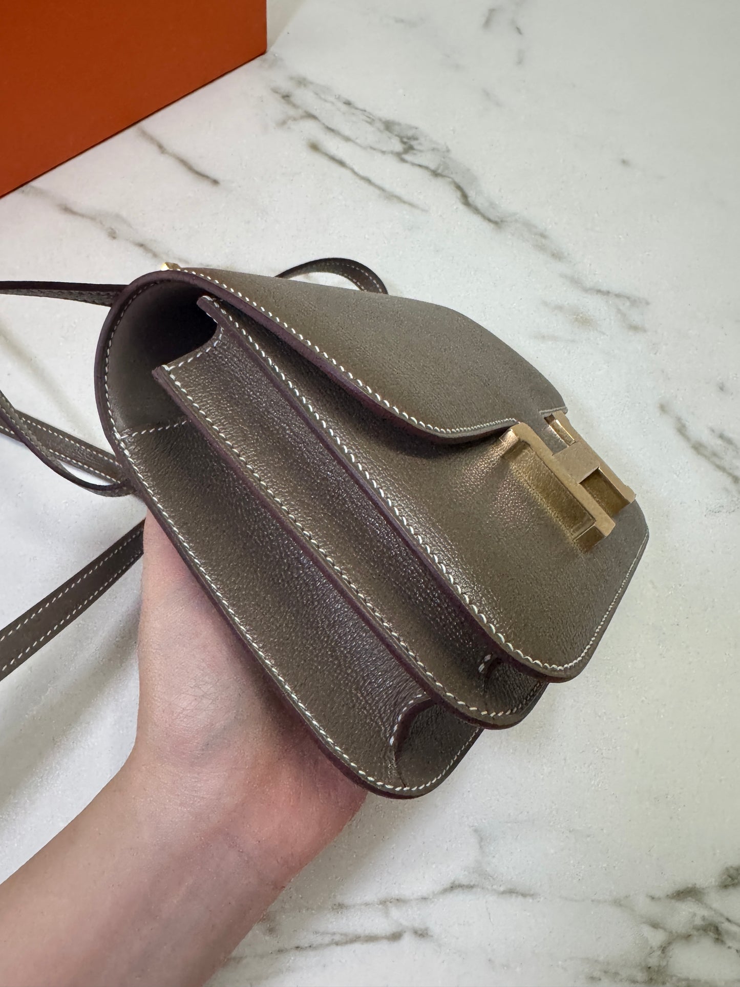 HERMES Mini Constance 大象灰山羊皮 金扣 Etoupe GHW