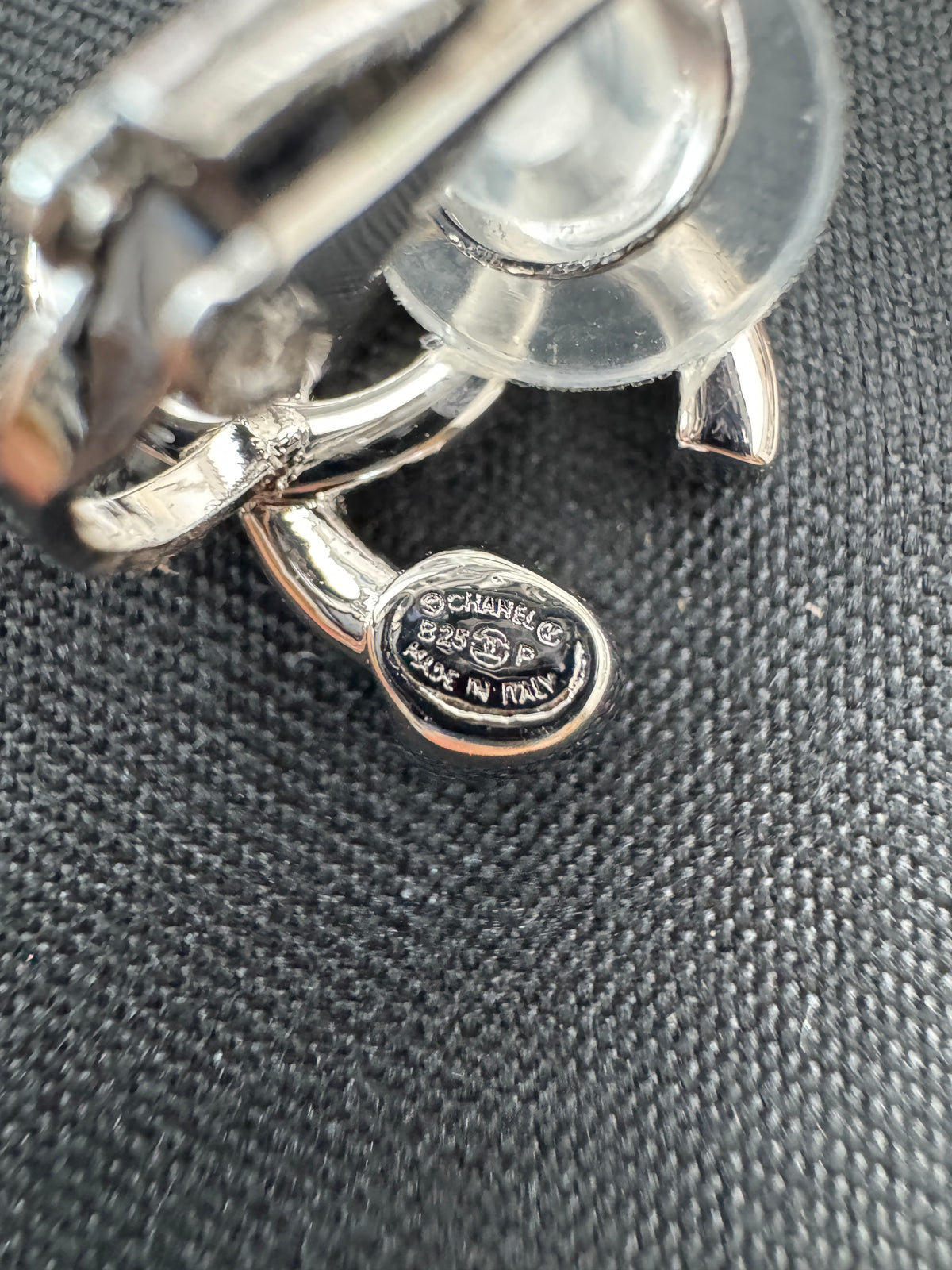 CHANEL 25P 粉色小愛心耳夾