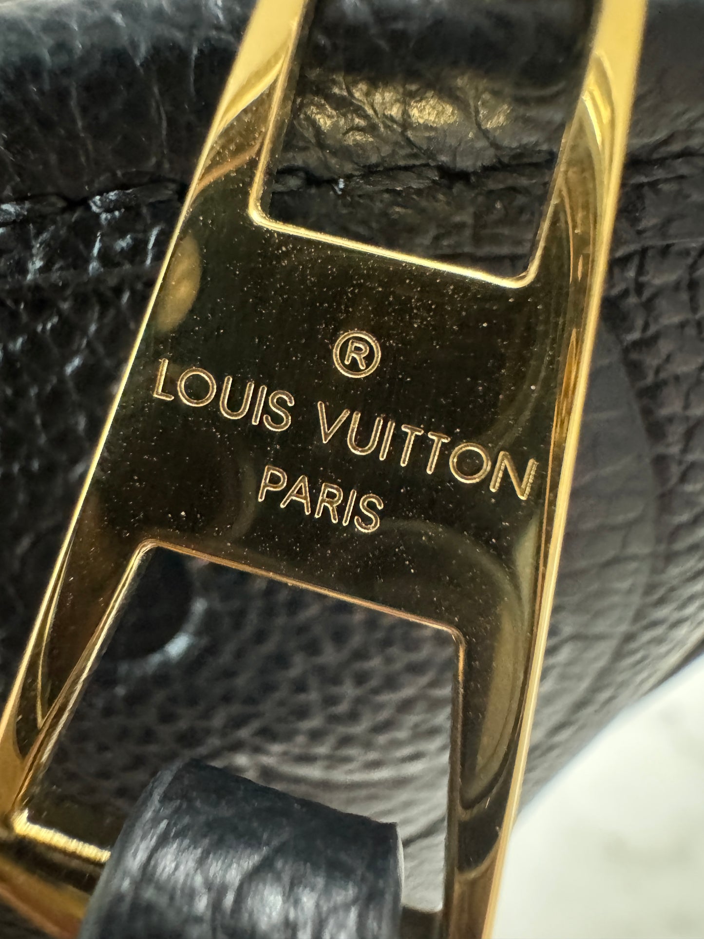 LV Carryall 全皮黑 PM