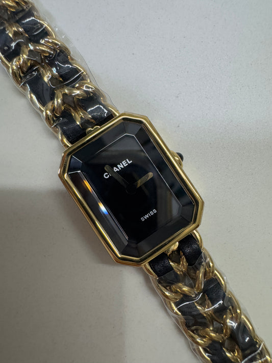 CHANEL Premier 小方糖黑金手錶