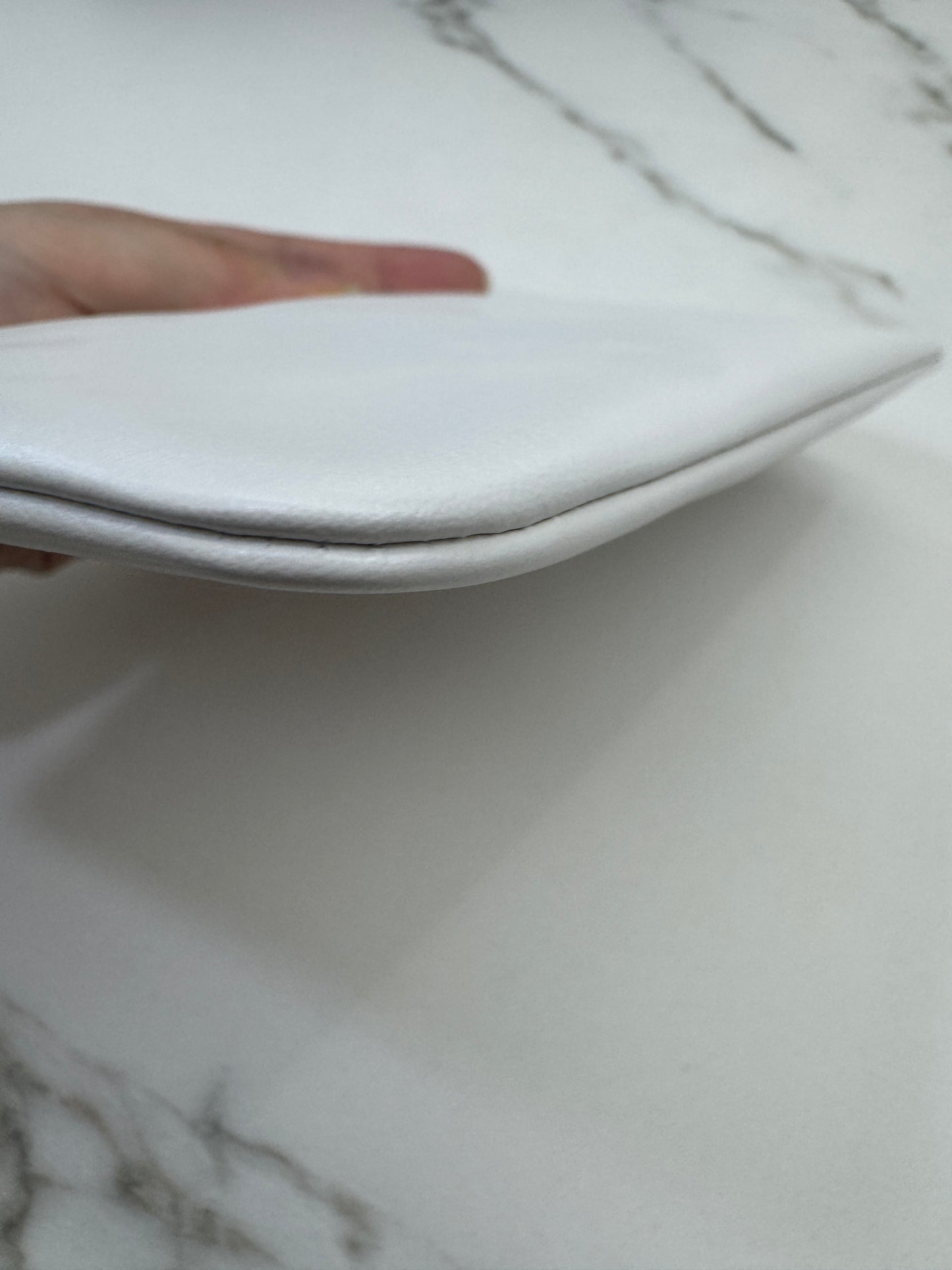 CHANEL 22Bag Small 白銀