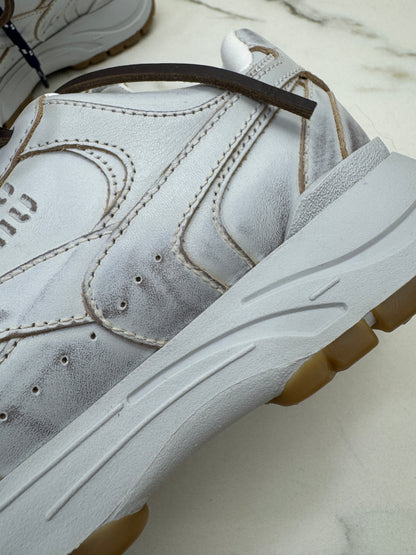 MIU MIU X NB 25年版 做舊老爹鞋￼