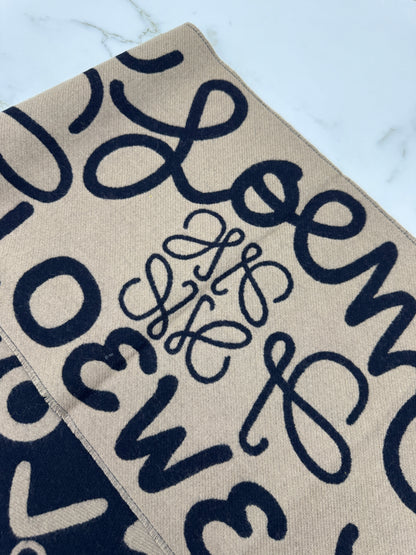 LOEWE 塗鴉圍巾