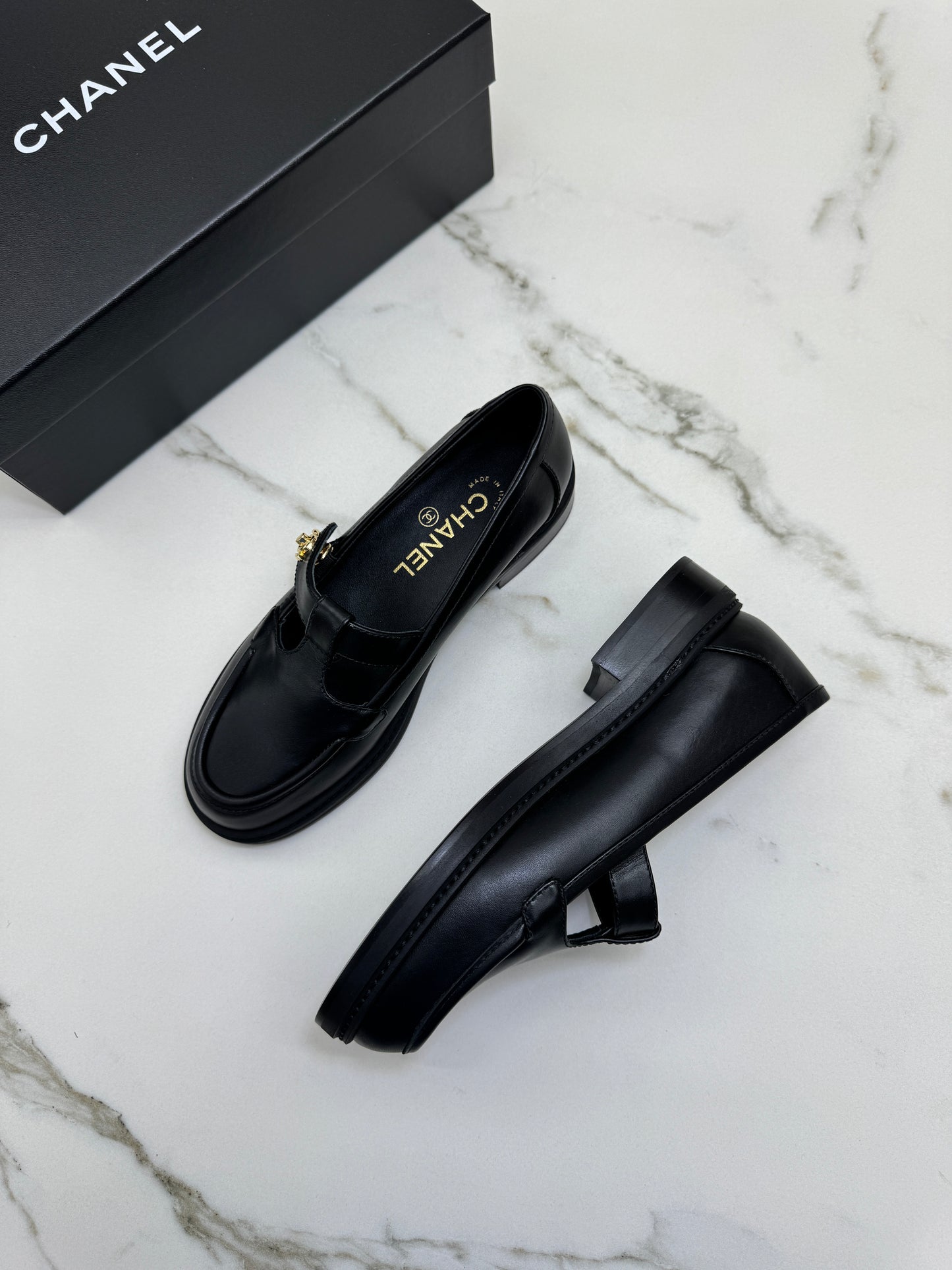 CHANEL 25K T字厚底樂福鞋