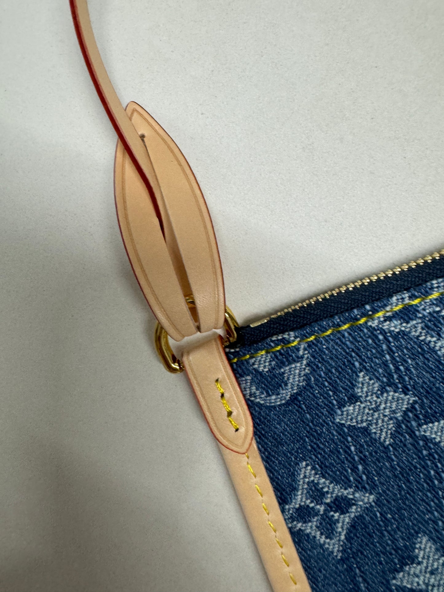 LV Carryall MM 深藍牛仔