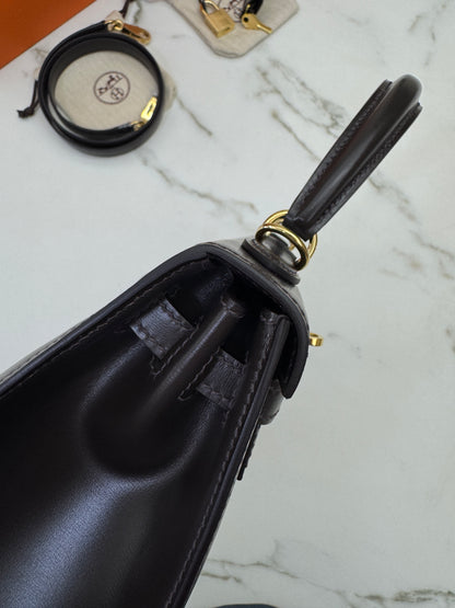 HERMES Kelly 25 烏木色Box皮金扣 外縫 Ebene Box Leather Seilier GHW