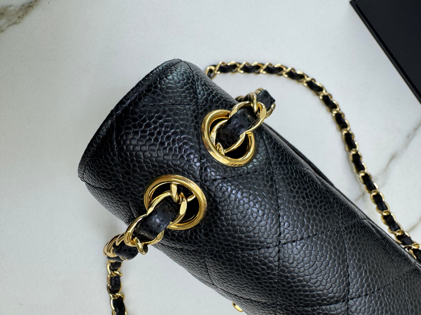 CHANEL CF23 黑金牛 CF Small