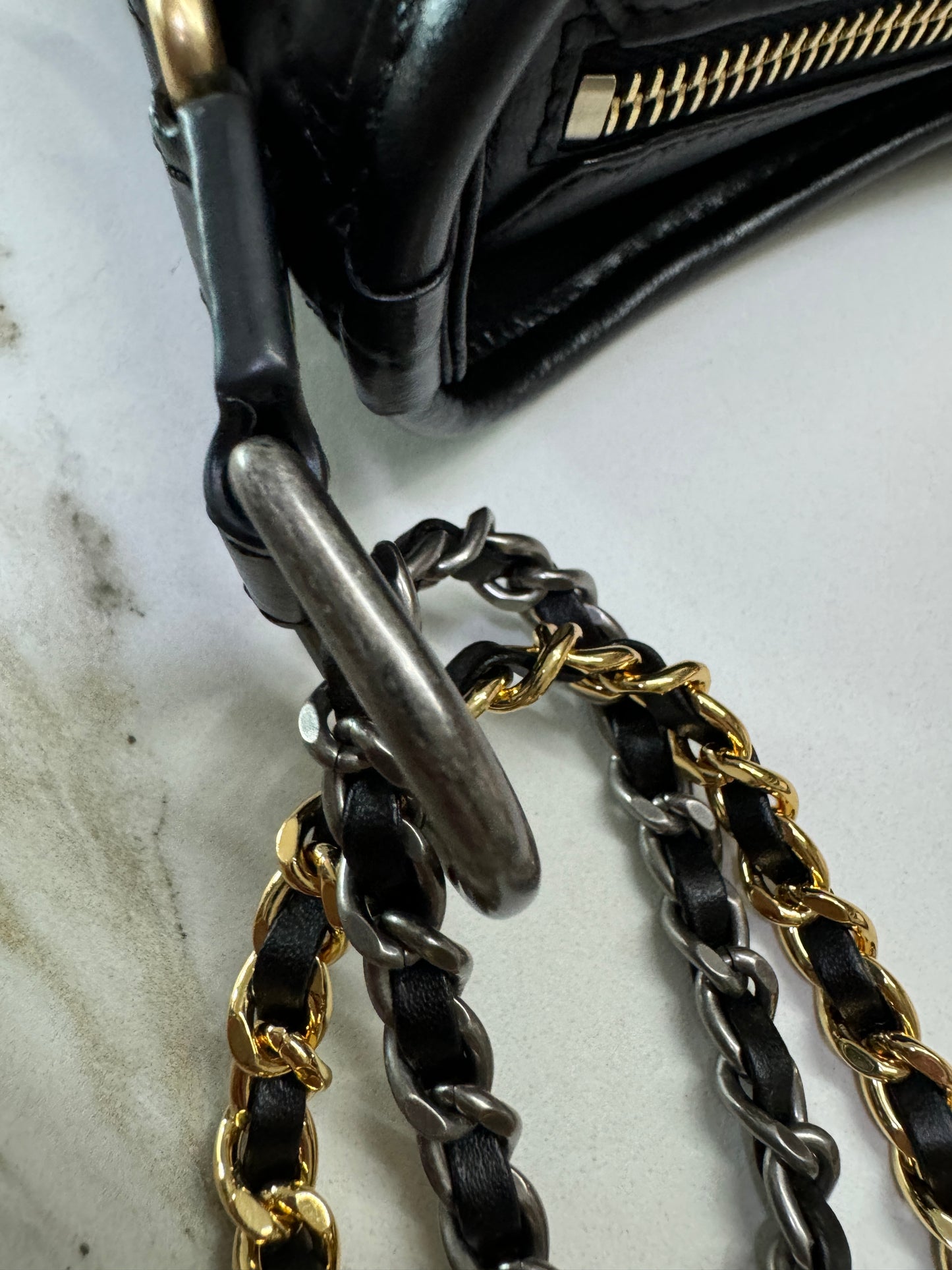 CHANEL Gabrielle 流浪Hobo Small 20cm