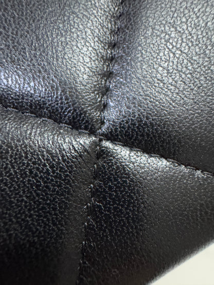 CHANEL 19 Card Holder