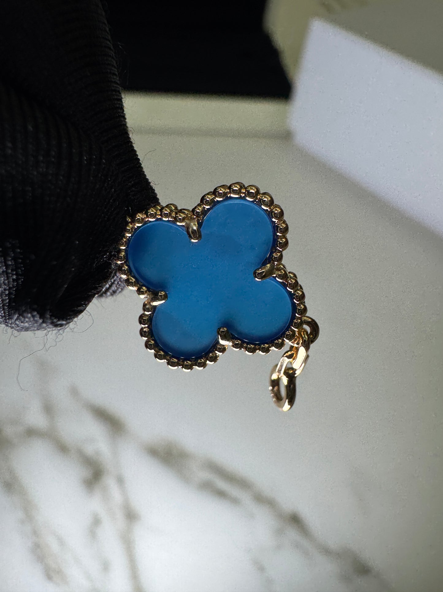 VCA Vintage Alhambra Bracelet 五花藍玉髓