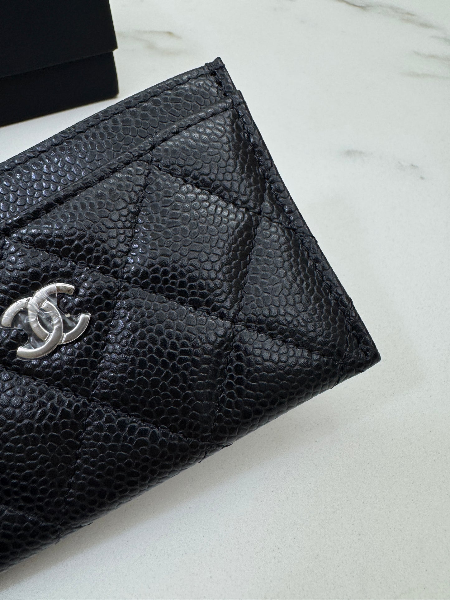 CHANEL 黑銀牛 Cardholder