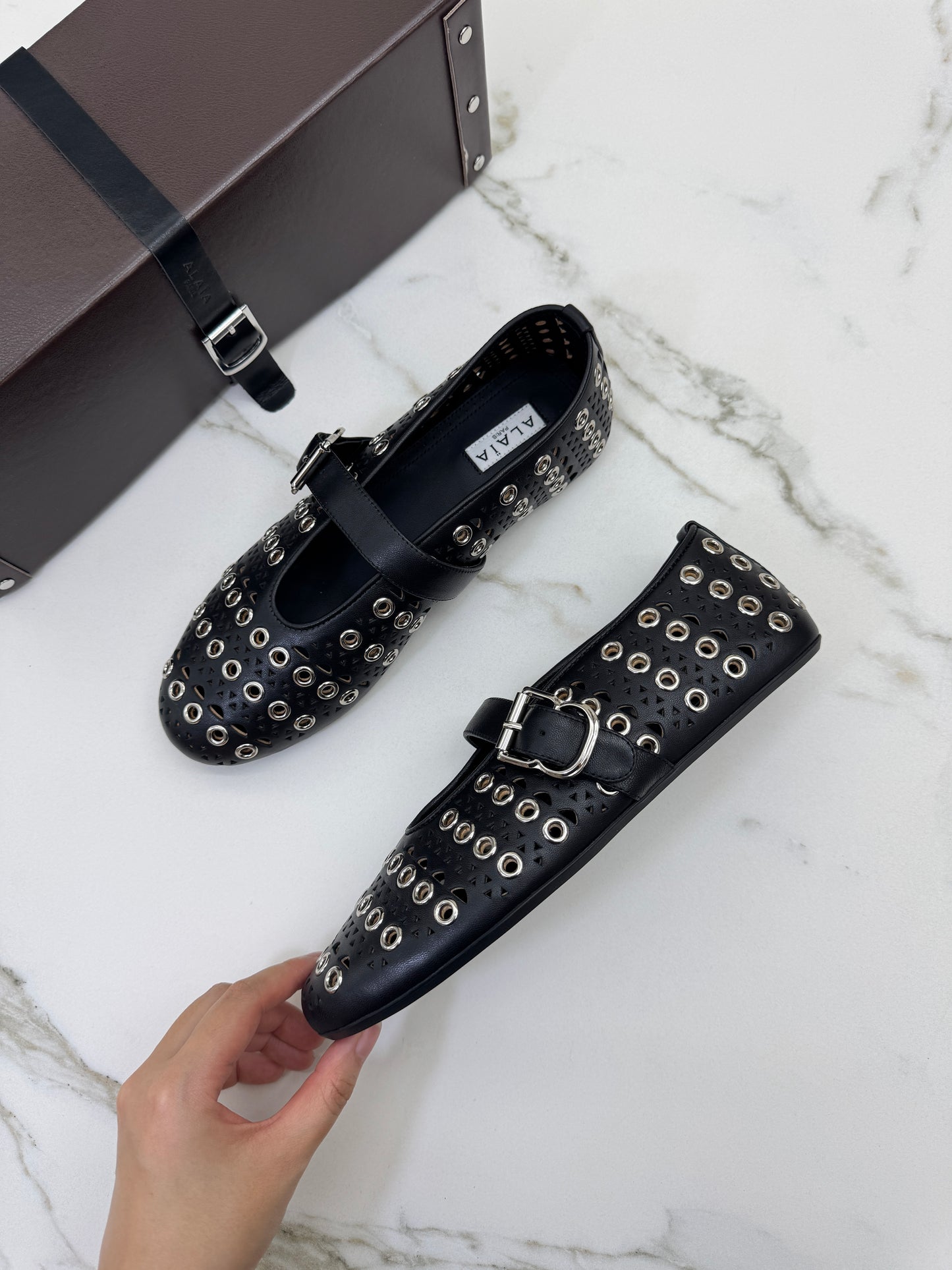 ALAIA 柳釘芭蕾舞鞋