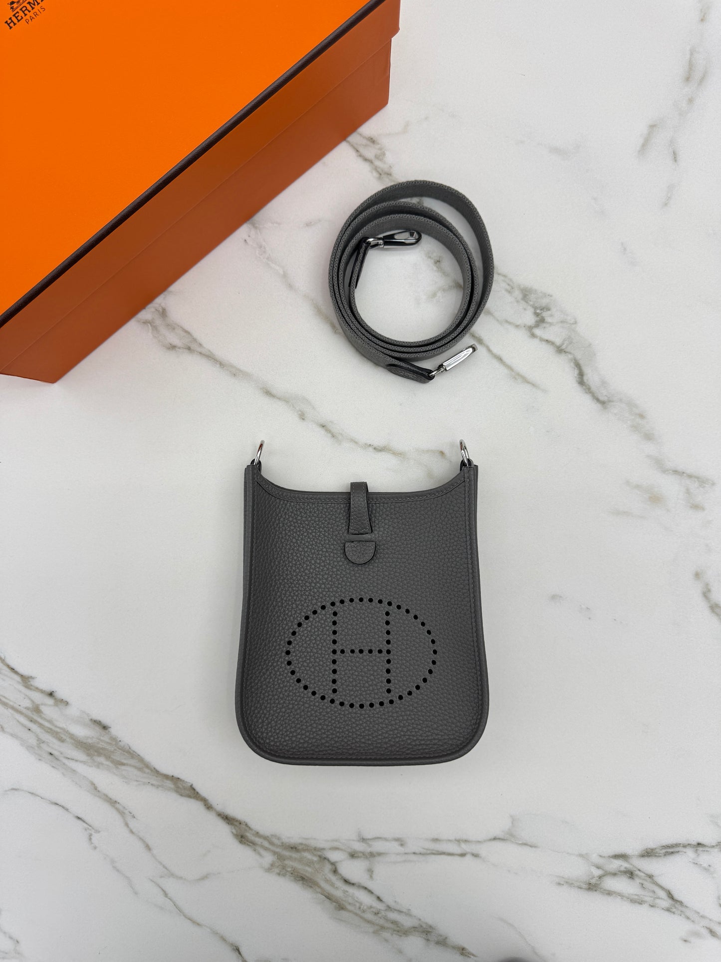 HERMES Mini Evelyne 積雨雲灰銀扣 Gris Meyer PHW